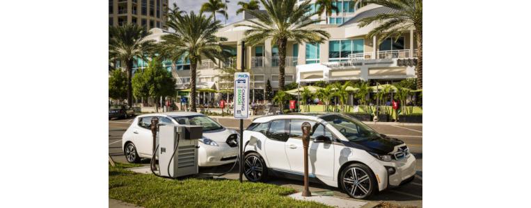 bmw and nissan electric car fast charging station 100539352 m